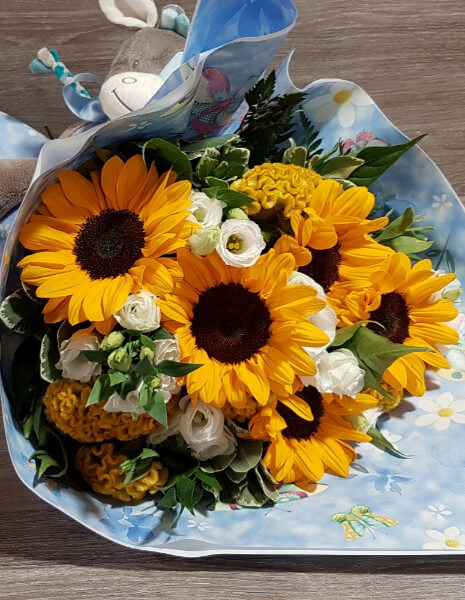 Bouquet girasoli e lisianthus