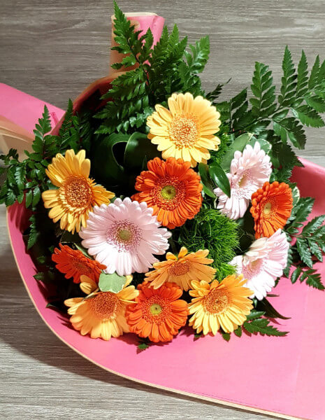 Bouquet di gerbere colori assortiti.